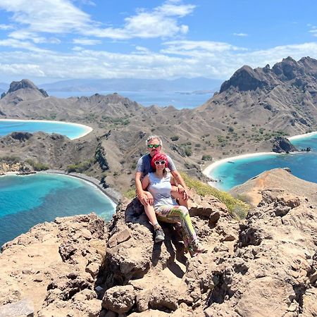 Jhuna Komodo Homestay Ngoại thất bức ảnh