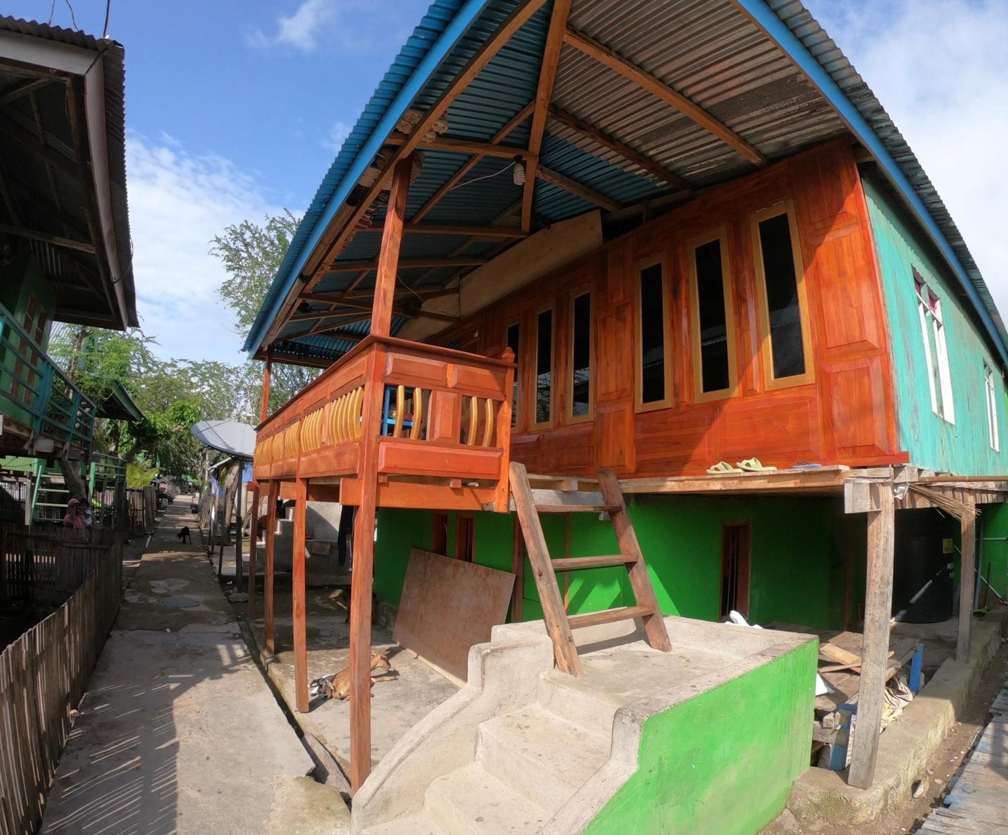 Jhuna Komodo Homestay Ngoại thất bức ảnh