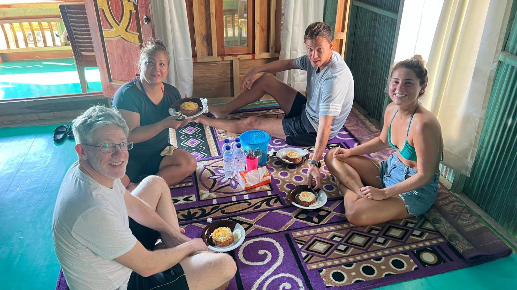 Jhuna Komodo Homestay Ngoại thất bức ảnh