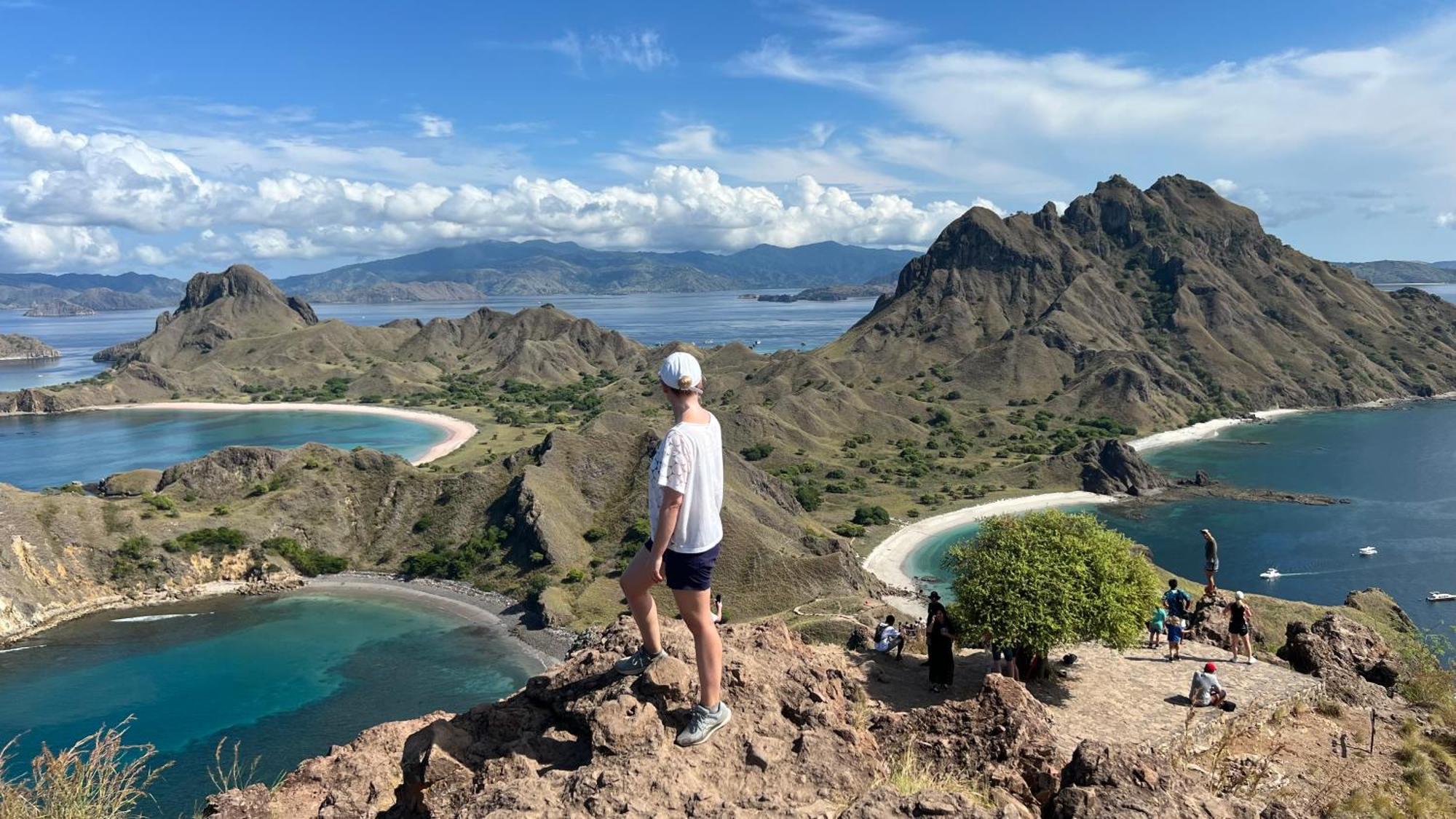 Jhuna Komodo Homestay Ngoại thất bức ảnh