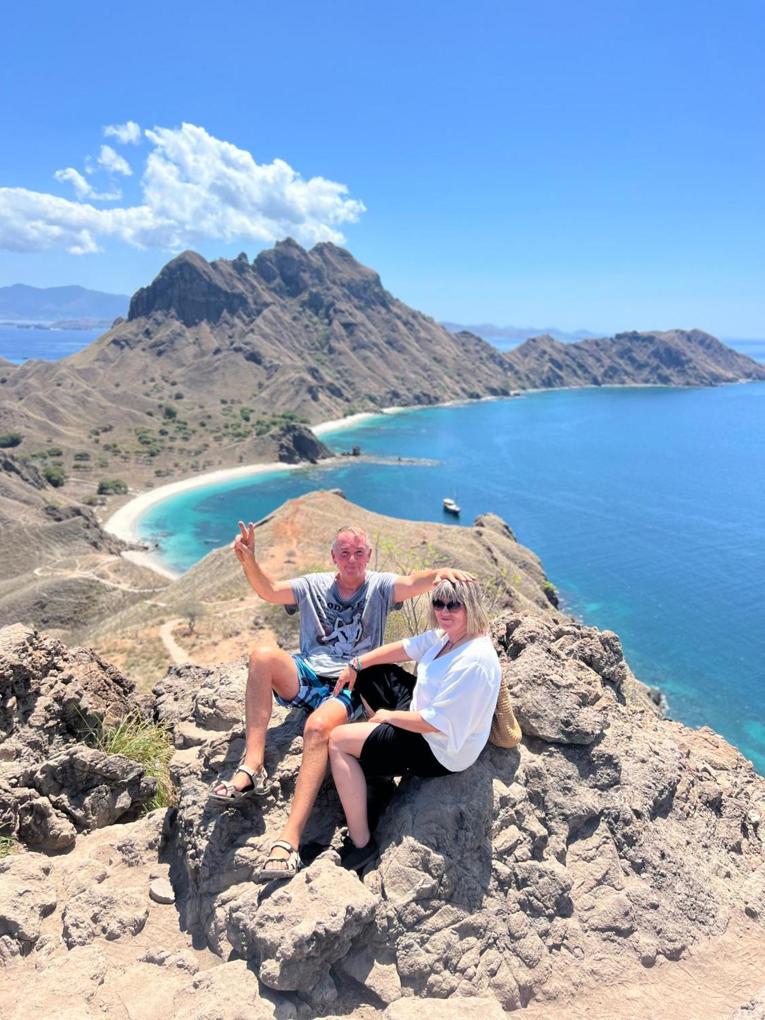 Jhuna Komodo Homestay Ngoại thất bức ảnh